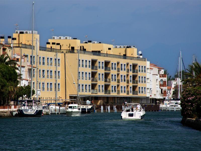 Pierre & Vacances Empuriabrava Marina Exterior foto