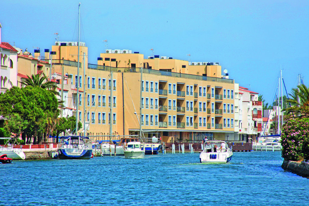 Pierre & Vacances Empuriabrava Marina Exterior foto
