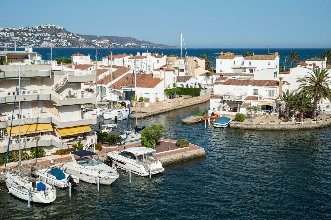 Pierre & Vacances Empuriabrava Marina Exterior foto
